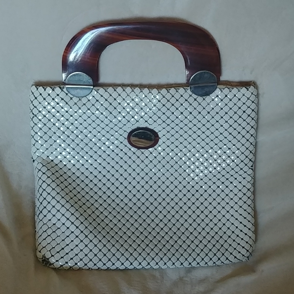 Vintage Whiting & Davis metal mesh handbag